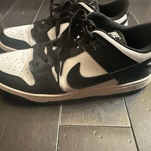 Nike Dual-Tone Black and White Shoes